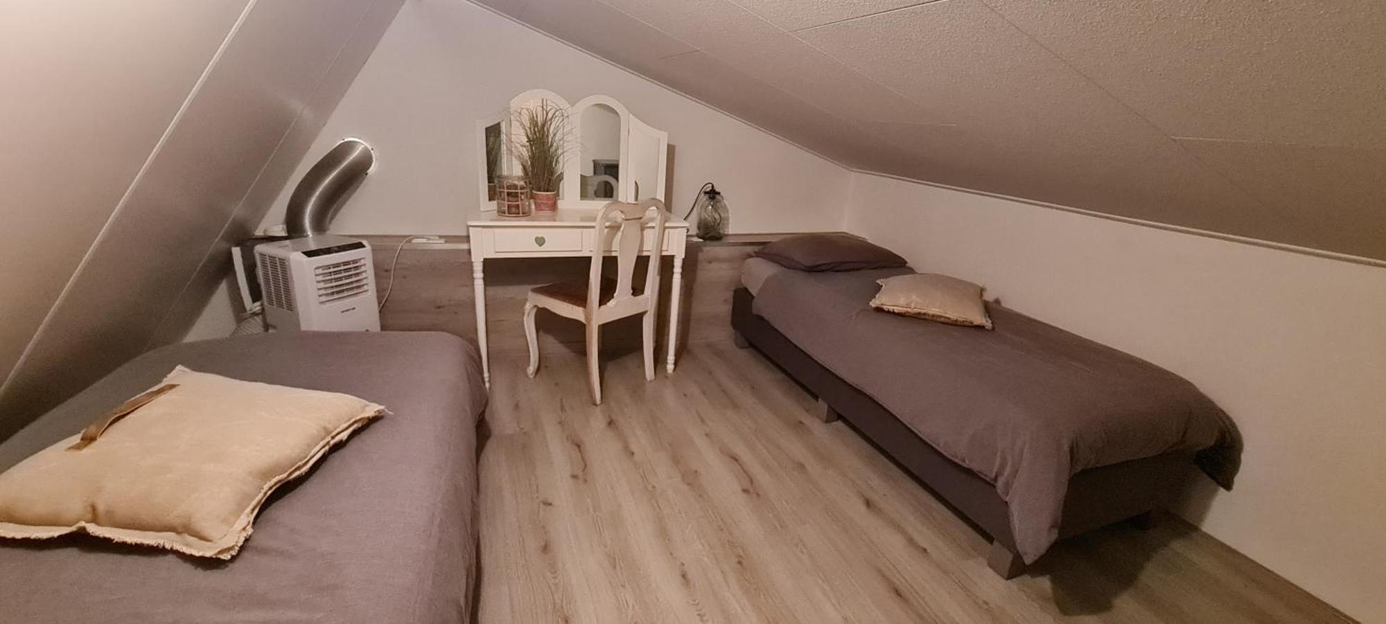 Wellness Chalet Met Jacuzzi, Sauna, Omheinde Tuin, سينت انالاند المظهر الخارجي الصورة